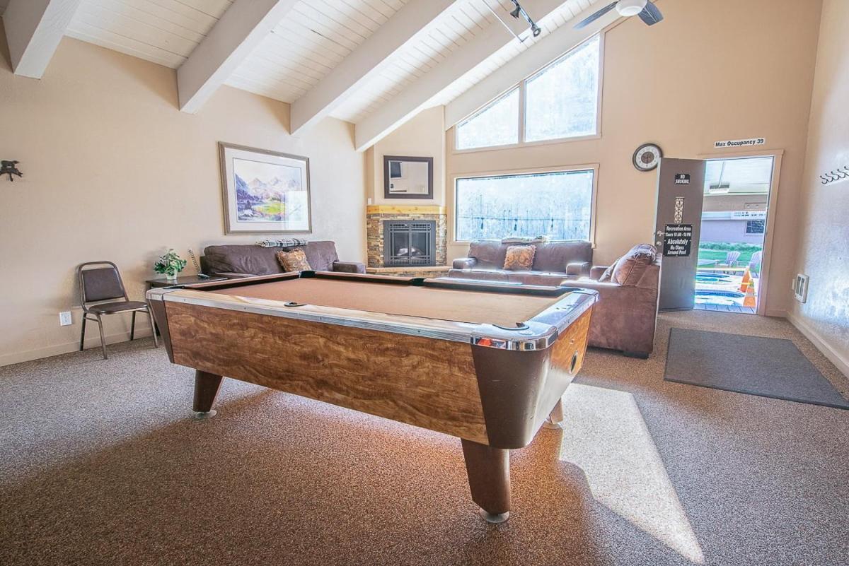 Fully Renovated! St Anton #17 Ski In Ski Out 1 Bedroom 1 Bathroom Condo! Sleeps Up To 4! Mammoth Lakes Exteriör bild